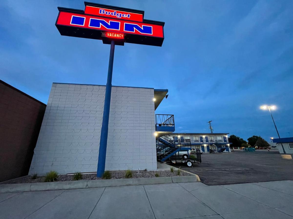 Budget Inn Ontario Exterior photo